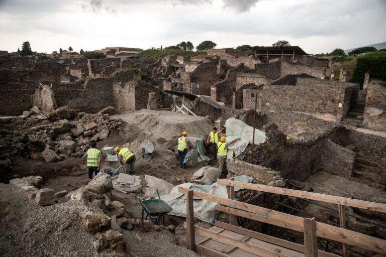 Kota Kuno Bosra Keindahan Arsitektur yang Hancur oleh Perang