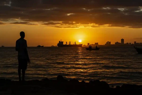 Somalia: Pusaran Ancaman Terorisme dan Perompakan Laut yang Tak Pernah Reda Somalia: Pusaran Ancaman Terorisme dan Perompakan Laut yang Tak Pernah Reda