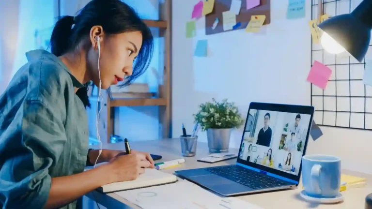 Inovasi Digital Membantu Memperluas Kesempatan Belajar Online