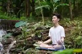 Manfaat Meditasi Untuk Menenangkan Pikiran Dan Emosi - Dalam kehidupan modern yang serba kilat, titik berat serta