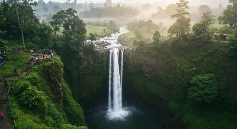 Menguak Misteri Pesona Air Terjun Tumpak Sewu Petualangan Seru di Jantung Lumajang