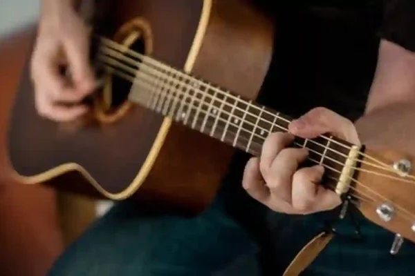 Menikmati Musik Baru Memberi Inspirasi Setiap Hari Menikmati Musik Baru Memberi Inspirasi Setiap Hari - Nada senantiasa jadi bagian berarti dalam kehidupan orang.