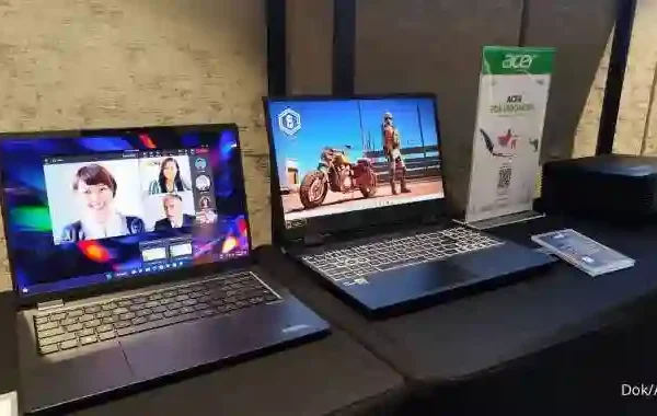 Laptop Ringan Mendukung Aktivitas Produktif - Laptop sudah jadi perlengkapan berarti dalam kehidupan modern