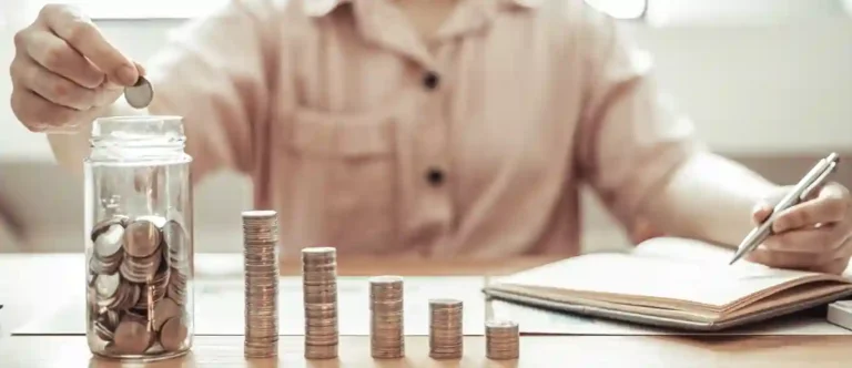 Menabung Rutin Memberikan Rasa Aman Di Masa Depan