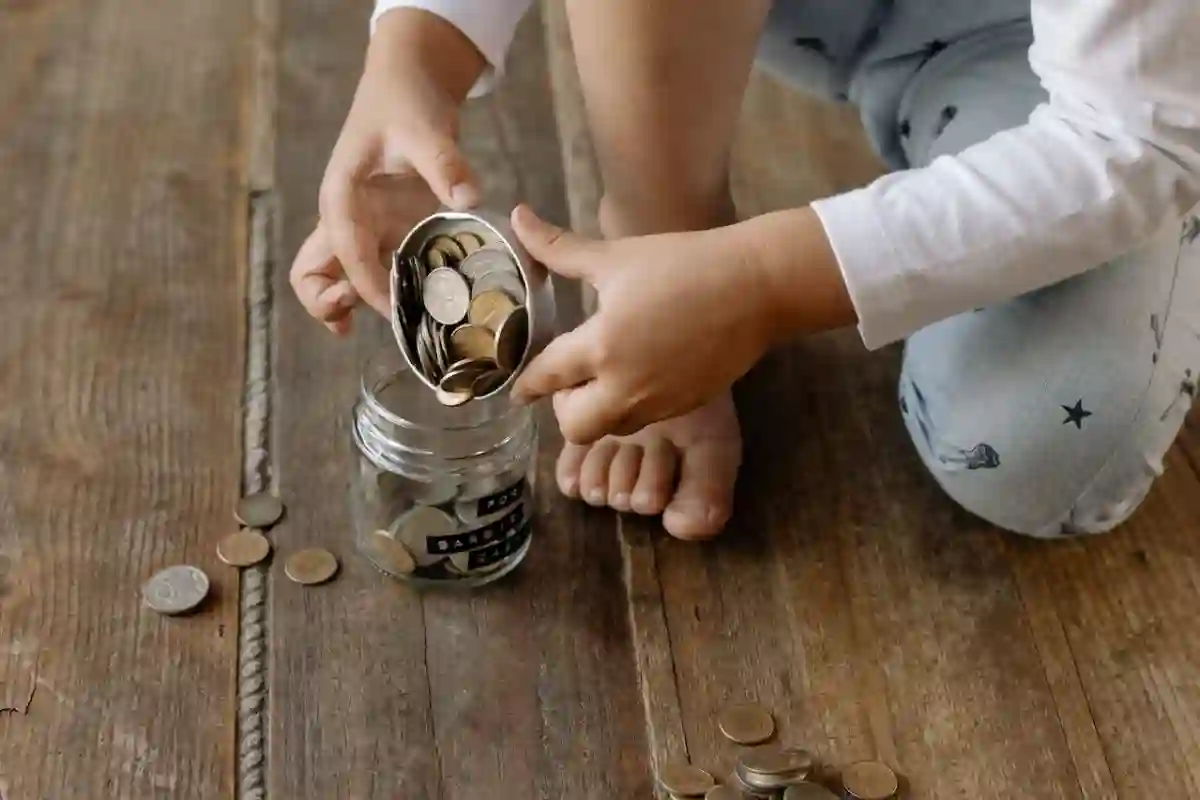 Mengatur Uang Jajan Membantu Melatih Disiplin Finansial - Menata finansial bukan cuma pertanyaan pemasukan