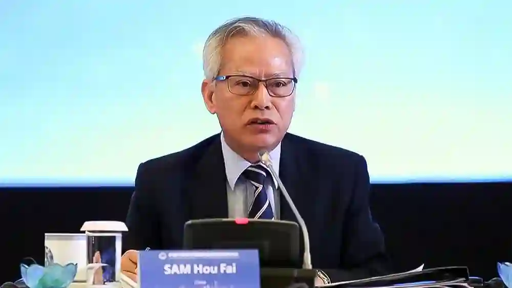 Makau akan meninjau kembali janji investasi operator kasino seiring kota tersebut mendorong diversifikasi ekonomi